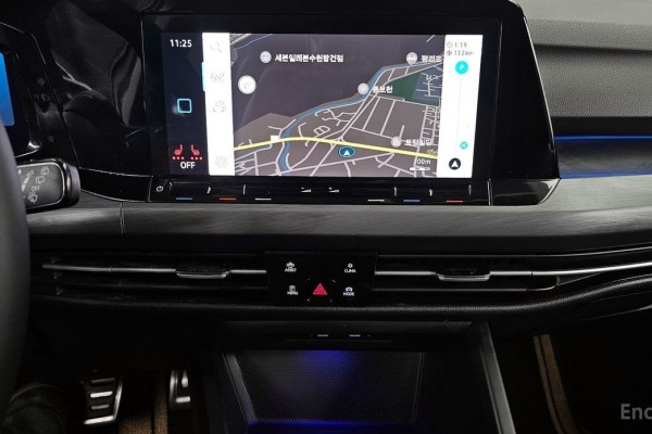 2022 Volkswagen Golf с пробегом 96 402 км