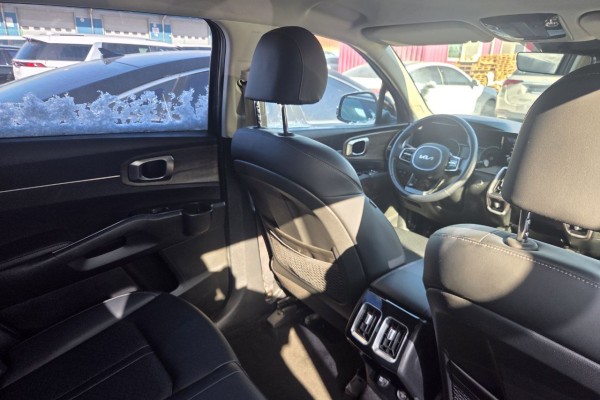 2022 Kia Sorento с пробегом 52 304 км