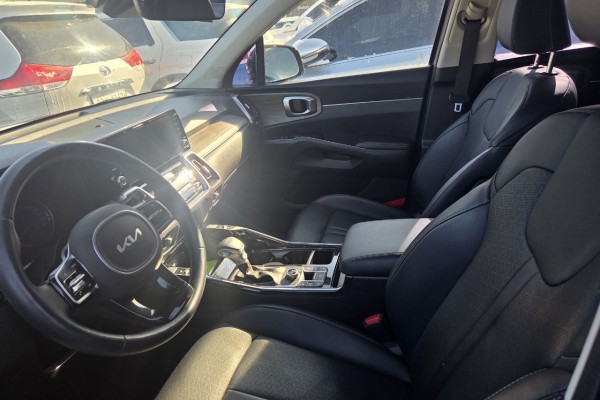 2022 Kia Sorento с пробегом 52 304 км