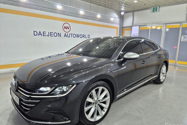 2022 Volkswagen Arteon с пробегом 27 998 км