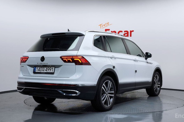 2022 Volkswagen Tiguan с пробегом 37 958 км