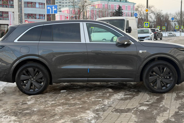 2025 LiXiang L6 без пробега